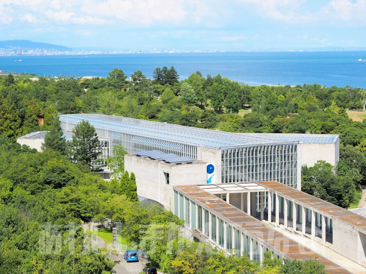 日本最大級の温室植物園「あわじグリーン館」
