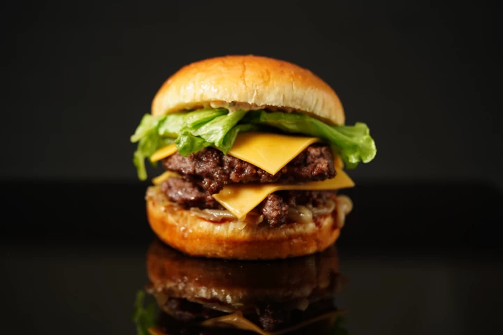 ダブルチーズバーガー