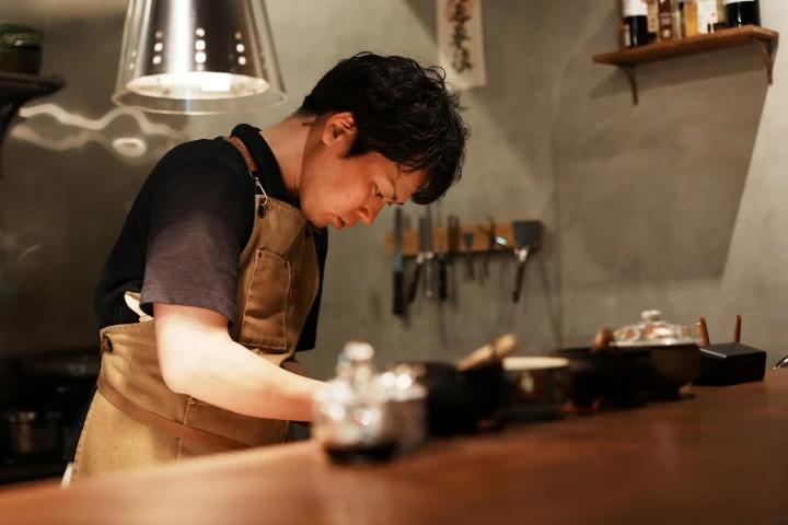 店主の岡野満さん
