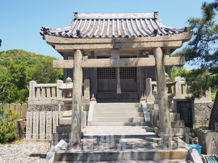 拝殿