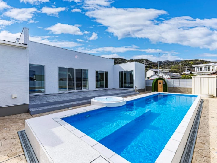 【淡路プライベートヴィラ SCENE 88】プール・サウナ付きのラグジュアリ貸別荘（淡路市佐野）